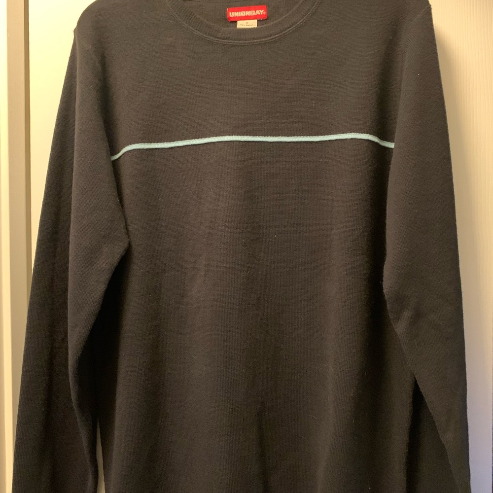 New union bay sweater. M size.